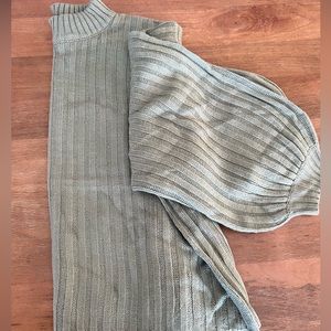 Innerbloom oversized sweater (green)